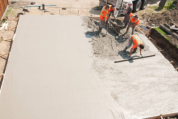 Best Concrete Retaining Walls in Napoleon, OH